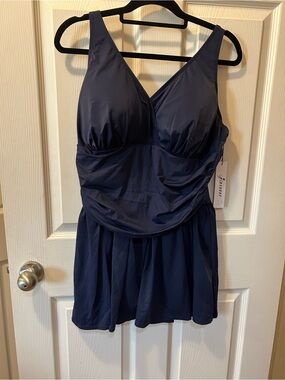 Jinxueer 20W Navy Blue Skirted One-Piece Swimdress NWT